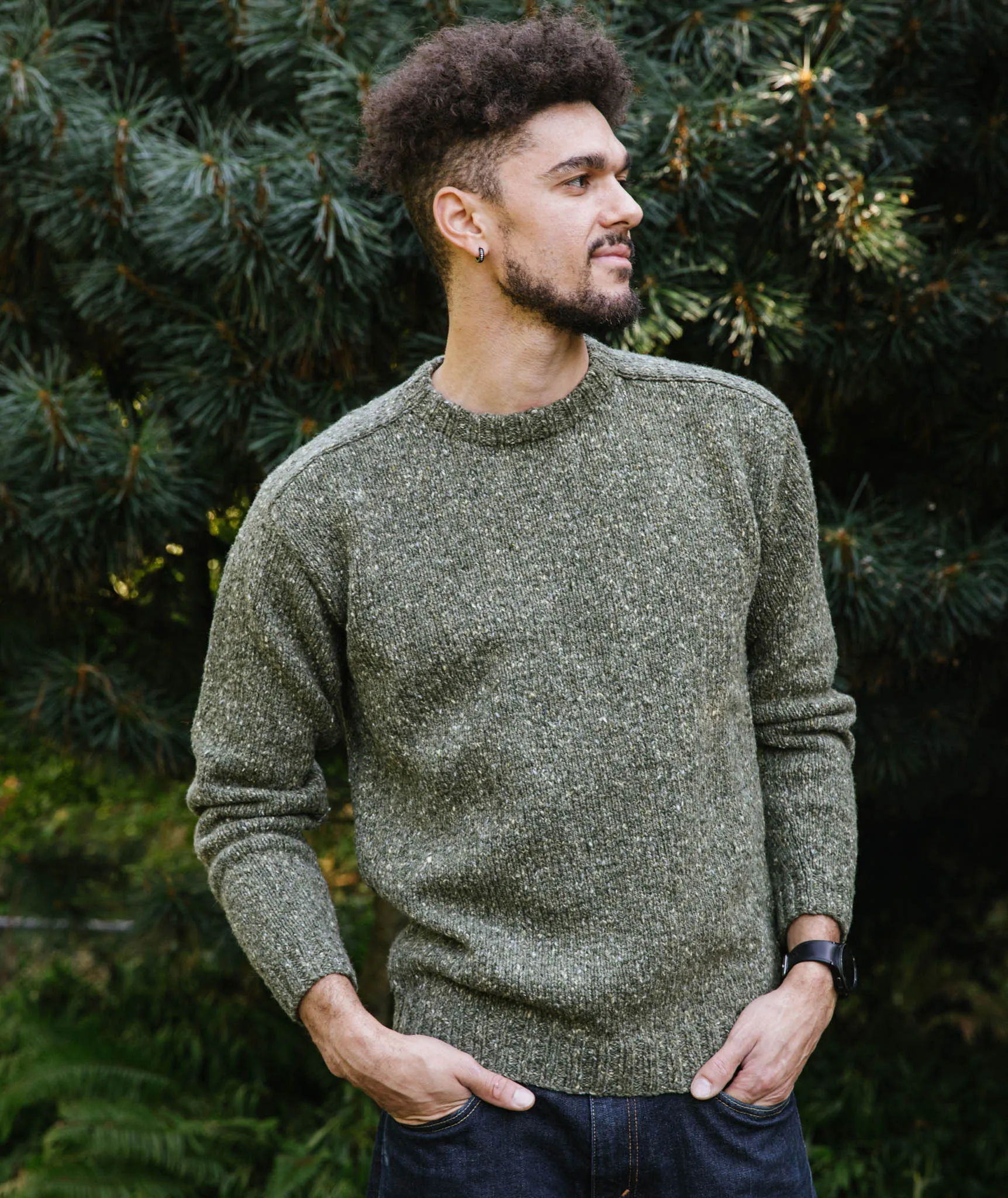 Saddle-Shoulder Men's Pullover: Tapered Body Version Using Kelbourne Woolens Lucky Tweed